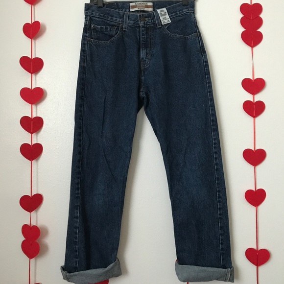 Vintage Levi High Rise Relaxed Jeans - Picture 1 of 4